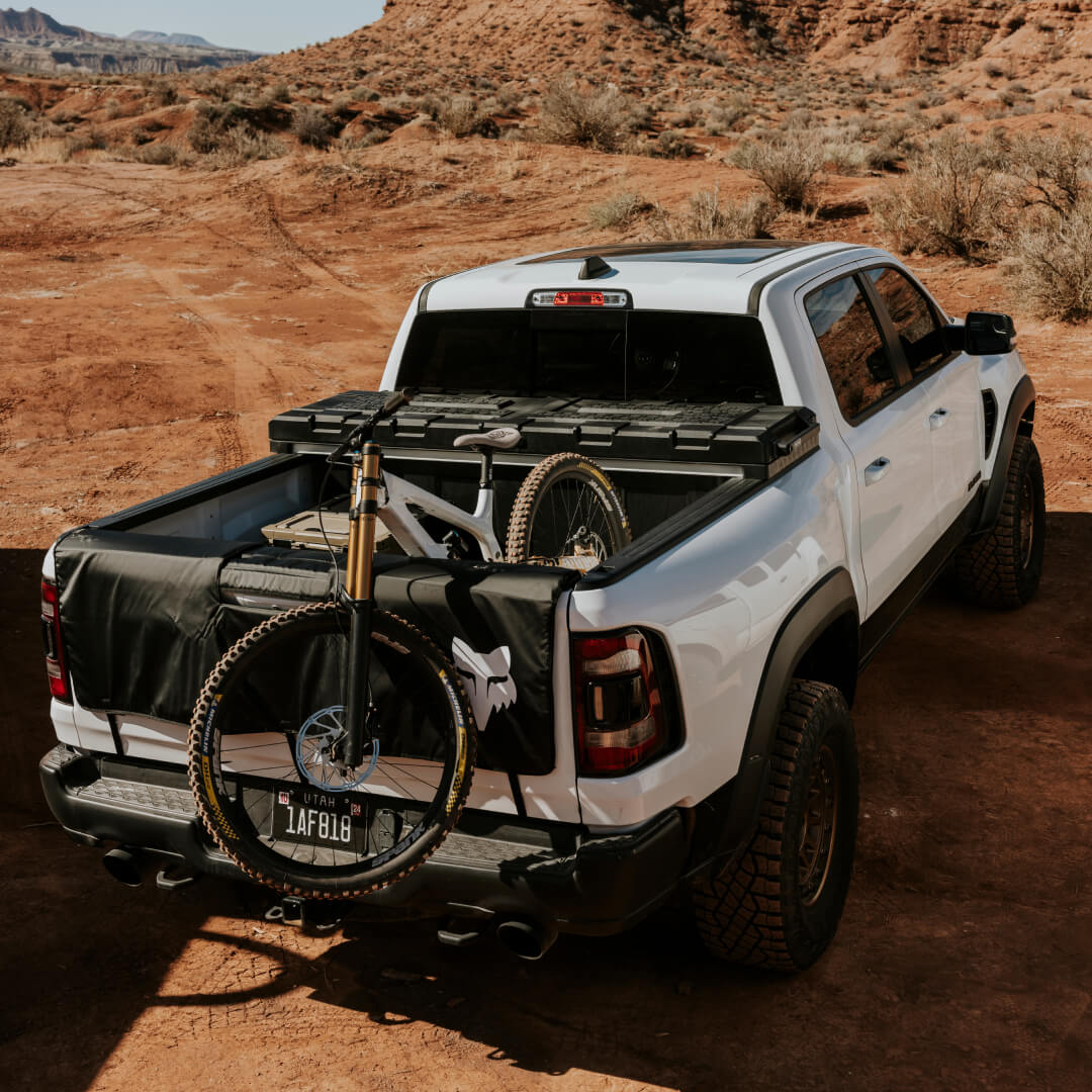 TRUCK TOOL BOX BY DECKED